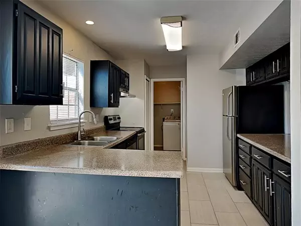 5 bedrooms apartment for rent in Urban Park - Se Dallas, Dallas