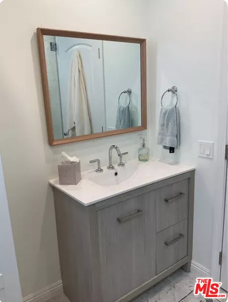 2 bedrooms apartment for rent in Mid City - Central Los Angeles, Los Angeles