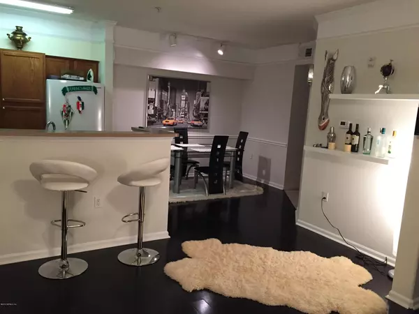 2 bedrooms apartment for rent in Tinseltown - Southside, Jacksonville