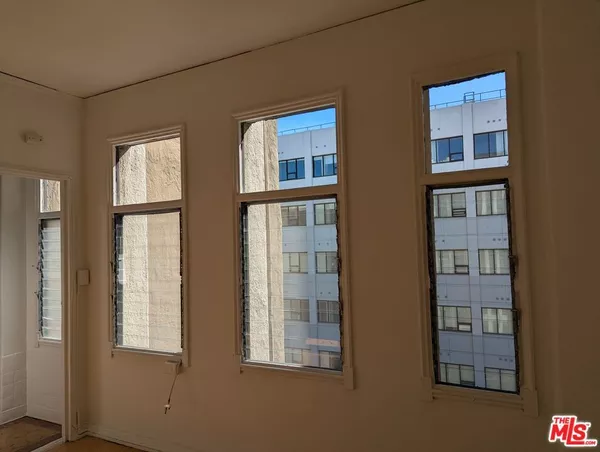 Studio Apartment for rent in Koreatown - Central Los Angeles, Los Angeles