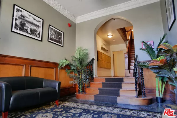 Studio Apartment for rent in Mid Wilshire - Central Los Angeles, Los Angeles