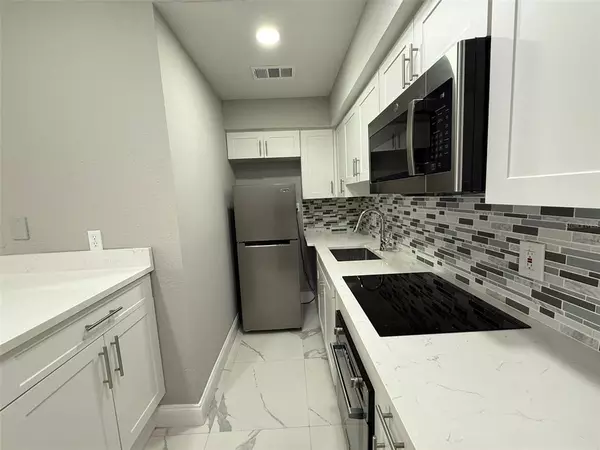 1 bedroom apartment for rent in Town 'n' Country - West Tampa, Tampa