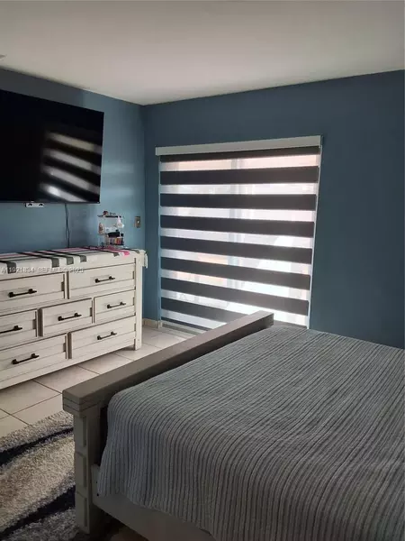 1 bedroom apartment for rent in Westchester FL - Miami Dade, Miami