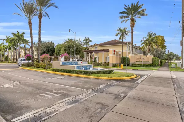 3 bedrooms apartment for rent in Westchester FL - Miami Dade, Miami