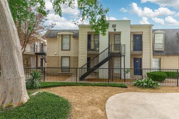 2 bedrooms apartment for rent in Woodlake/ Briar Meadow - West Houston, Houston