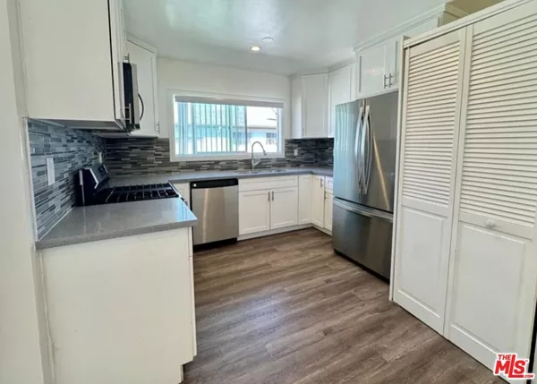 2 bedrooms apartment for rent in Beverlywood - Westside / South Bay, Los Angeles