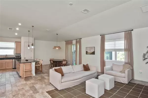 4 bedrooms apartment for rent in Villas - Fort Myers, Fort Myers