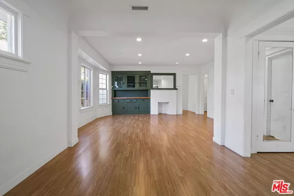 4 bedrooms apartment for rent in Harvard Heights - Central Los Angeles, Los Angeles
