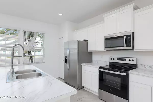 3 bedrooms apartment for rent in Deerwood - Southside, Jacksonville