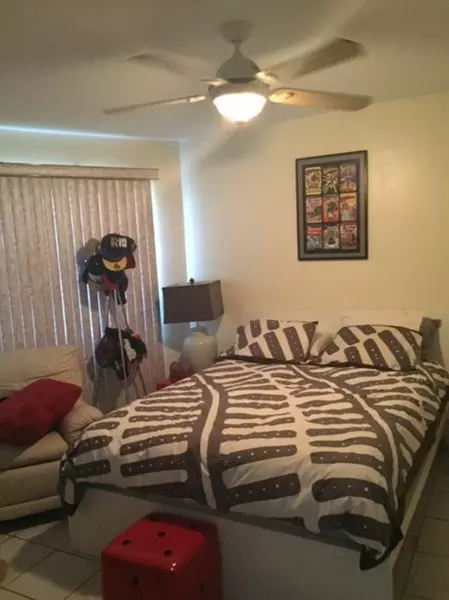 2 bedrooms apartment for rent in North Miami Beach - Miami Dade, Miami