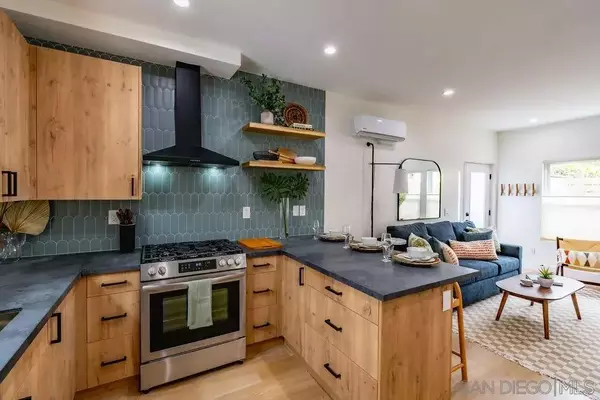 2 bedrooms apartment for rent in Hillcrest - Central SD, San Diego