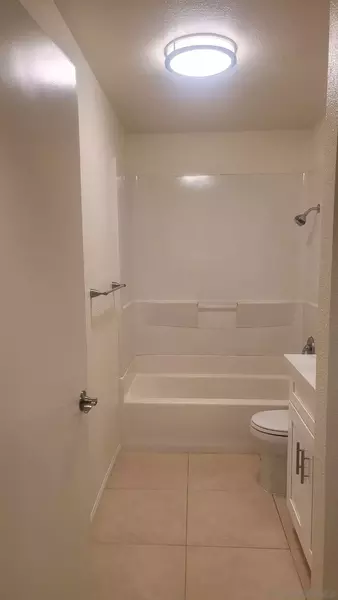 1 bedroom apartment for rent in Kensington SD - Inland, San Diego