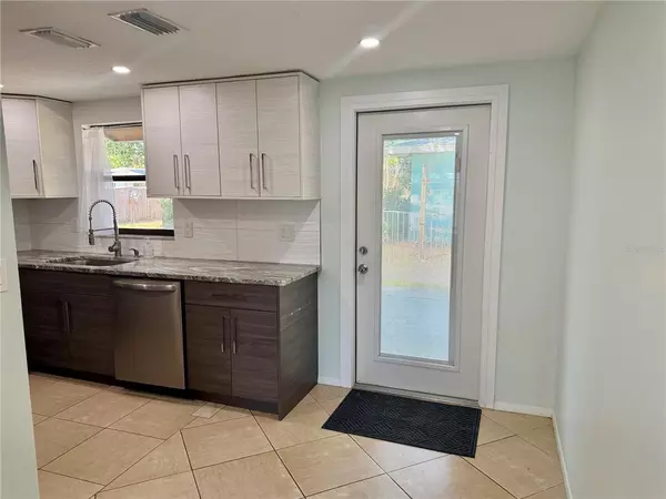 2 bedrooms apartment for rent in South Sarasota - Sarasota, Sarasota