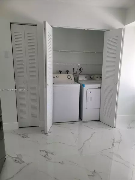 3 bedrooms apartment for rent in Westchester FL - Miami Dade, Miami