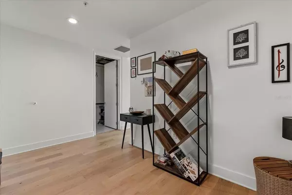 2 bedrooms apartment for rent in Central Business District - Central Orlando, Orlando