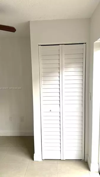 3 bedrooms apartment for rent in Tamiami - Miami Dade, Miami