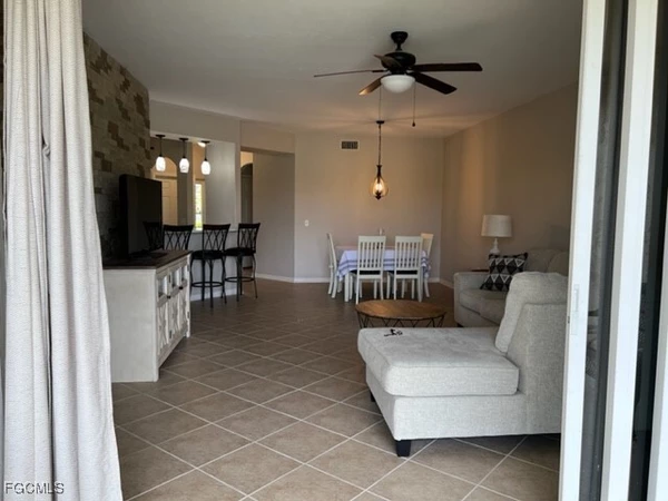 2 bedrooms apartment for rent in Villas - Fort Myers, Fort Myers