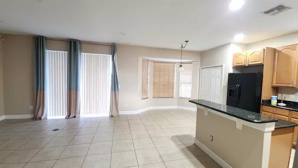 4 bedrooms apartment for rent in Vista East - East Orlando, Orlando