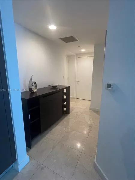 2 bedrooms apartment for rent in Downtown Miami - Miami, Miami