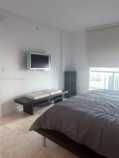 2 bedrooms apartment for rent in Downtown Miami - Miami, Miami
