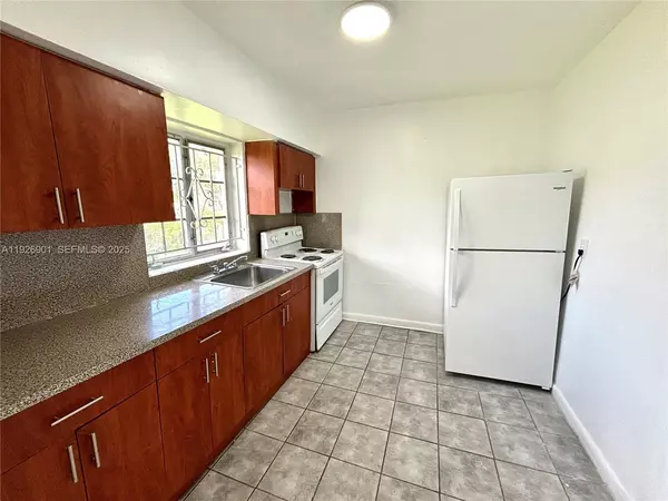 3 bedrooms apartment for rent in Brownsville MIA - Miami Dade, Miami