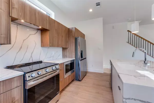 2 bedrooms apartment for rent in Stemmons Corridor - Nw Dallas, Dallas