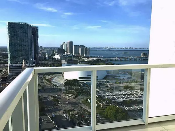 2 bedrooms apartment for rent in Downtown Miami - Miami, Miami