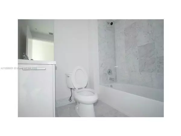 2 bedrooms apartment for rent in Downtown Miami - Miami, Miami
