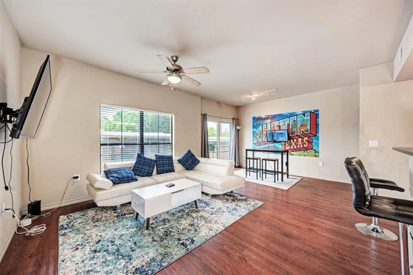 6 bedrooms apartment for rent in North Loop - North Central Austin, Austin