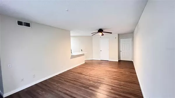 2 bedrooms apartment for rent in Vista East - East Orlando, Orlando
