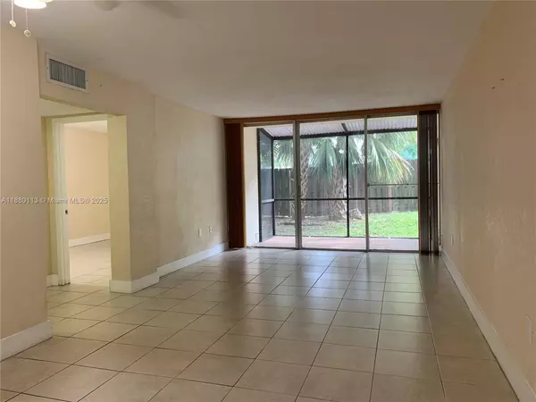 1 bedroom apartment for rent in Westchester FL - Miami Dade, Miami