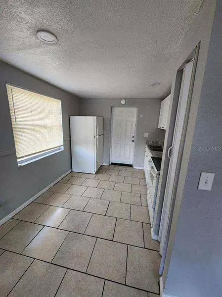 2 bedrooms apartment for rent in Live Oaks Square - East Tampa, Tampa