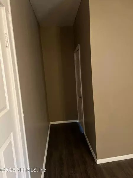 4 bedrooms apartment for rent in Lackawanna - Westside, Jacksonville