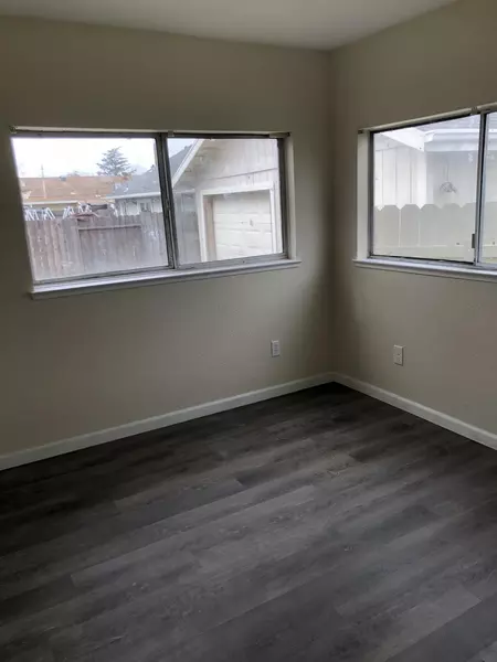 3 bedrooms apartment for rent in Norwood I-80 - North SAC, Sacramento