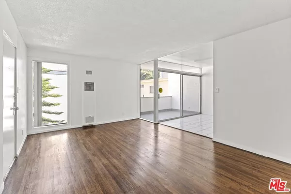 2 bedrooms apartment for rent in Sawtelle - Westside / South Bay, Los Angeles