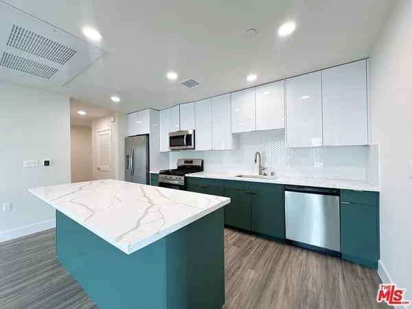 3 bedrooms apartment for rent in Koreatown - Central Los Angeles, Los Angeles