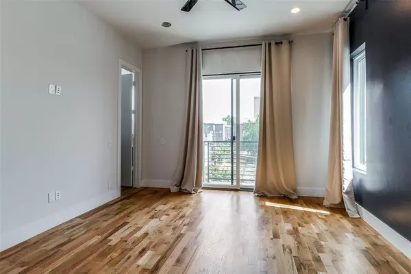 3 bedrooms apartment for rent in Old East Dallas - Ne Dallas, Dallas
