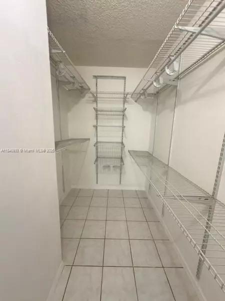 2 bedrooms apartment for rent in West Park - Broward County, Miami