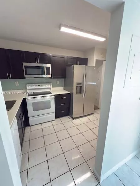2 bedrooms apartment for rent in West Park - Broward County, Miami