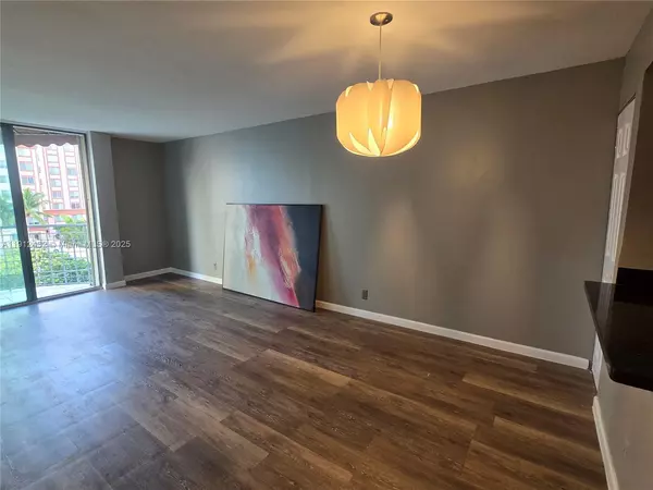 2 bedrooms apartment for rent in Downtown Miami - Miami, Miami