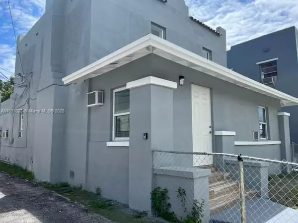 3 bedrooms apartment for rent in Downtown Miami - Miami, Miami