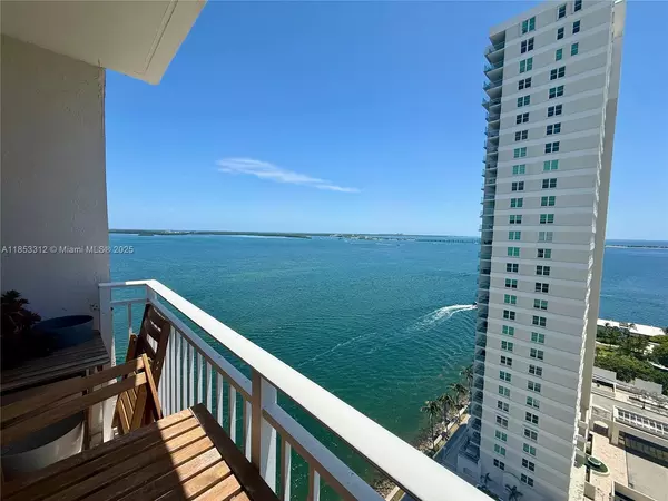 2 bedrooms apartment for rent in Downtown Miami - Miami, Miami