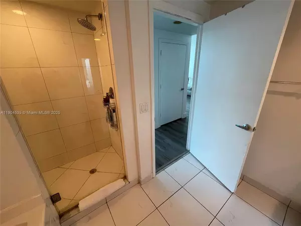 1 bedroom apartment for rent in Downtown Miami - Miami, Miami