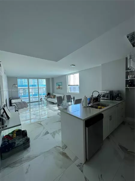 2 bedrooms apartment for rent in Downtown Miami - Miami, Miami