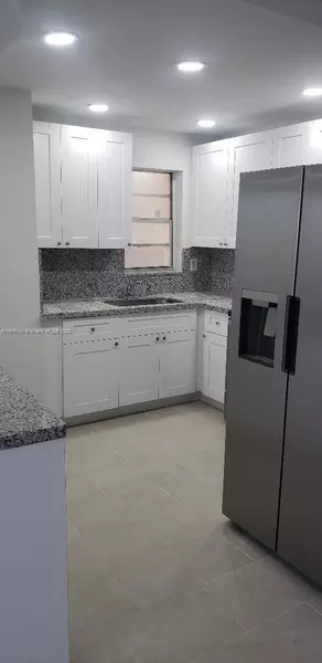 2 bedrooms apartment for rent in Westchester FL - Miami Dade, Miami