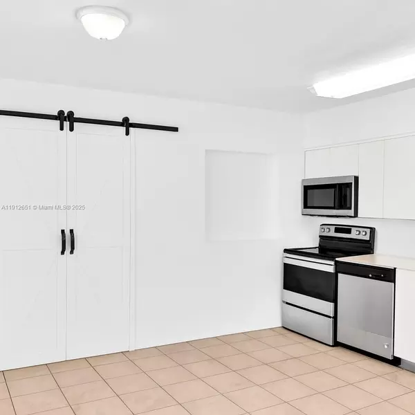 3 bedrooms apartment for rent in Coral Way - Miami, Miami