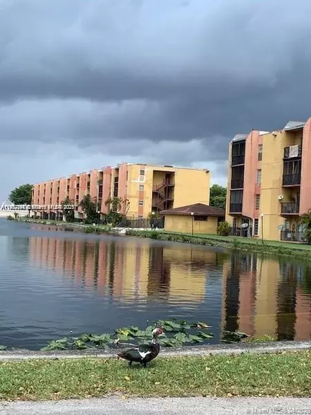 2 bedrooms apartment for rent in West Miami - Miami Dade, Miami