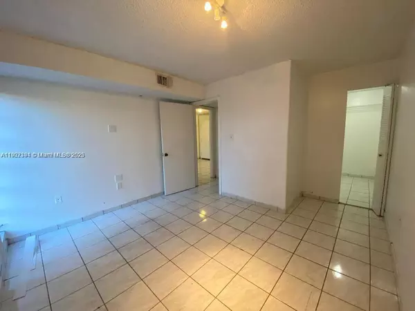 2 bedrooms apartment for rent in West Miami - Miami Dade, Miami