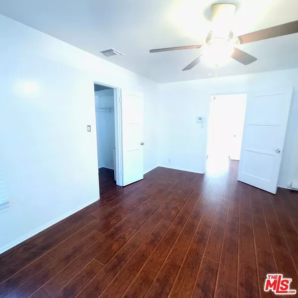 3 bedrooms apartment for rent in Mid City - Central Los Angeles, Los Angeles