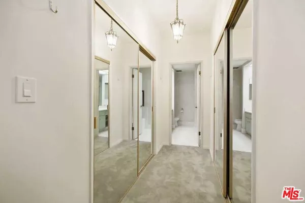 2 bedrooms apartment for rent in Beverly Grove - Central Los Angeles, Los Angeles